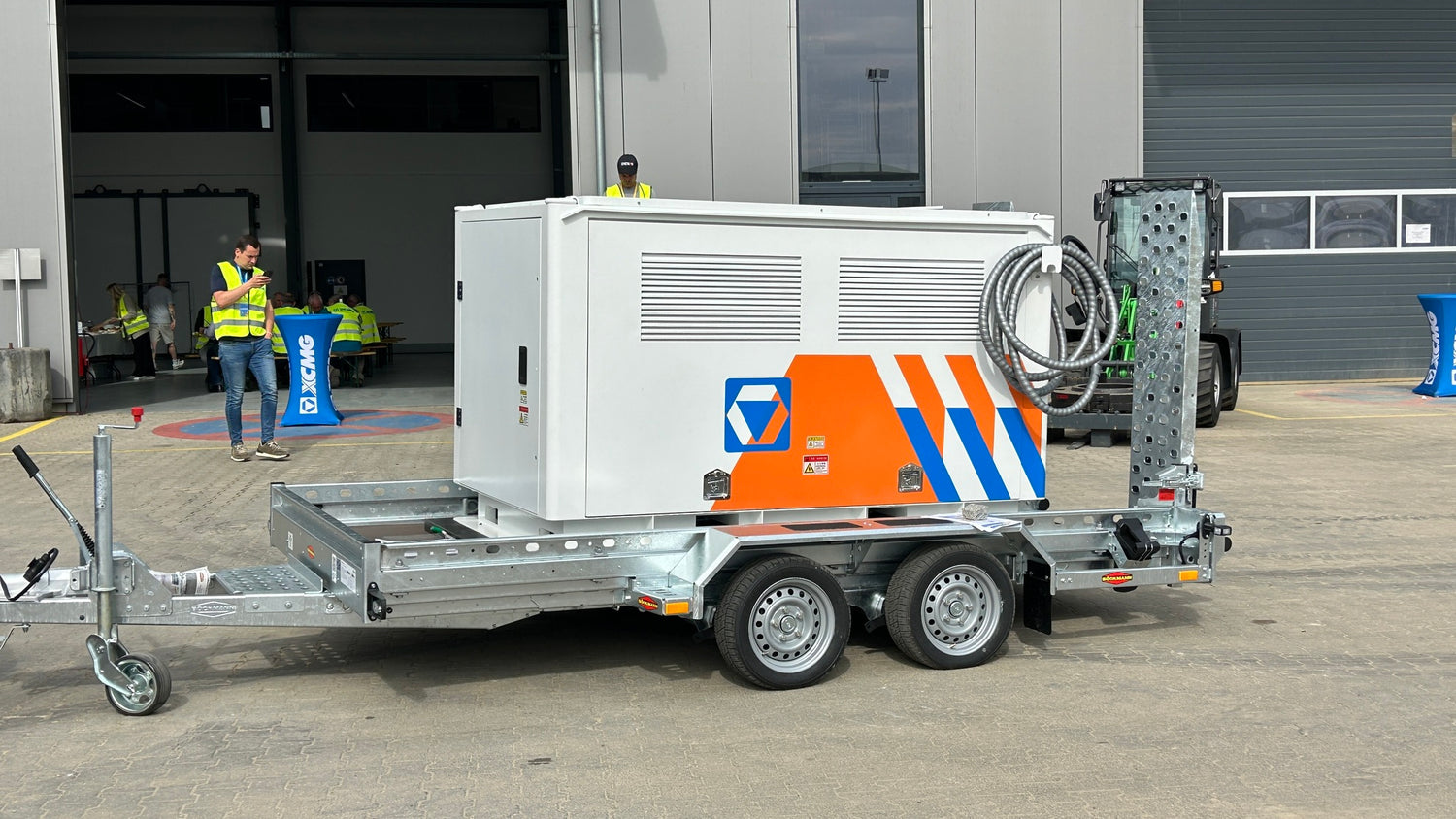 Mobiler XCMG BESS 200 kWh Batteriespeicher für die flexible Energieversorgung von Baustellen und Industrie